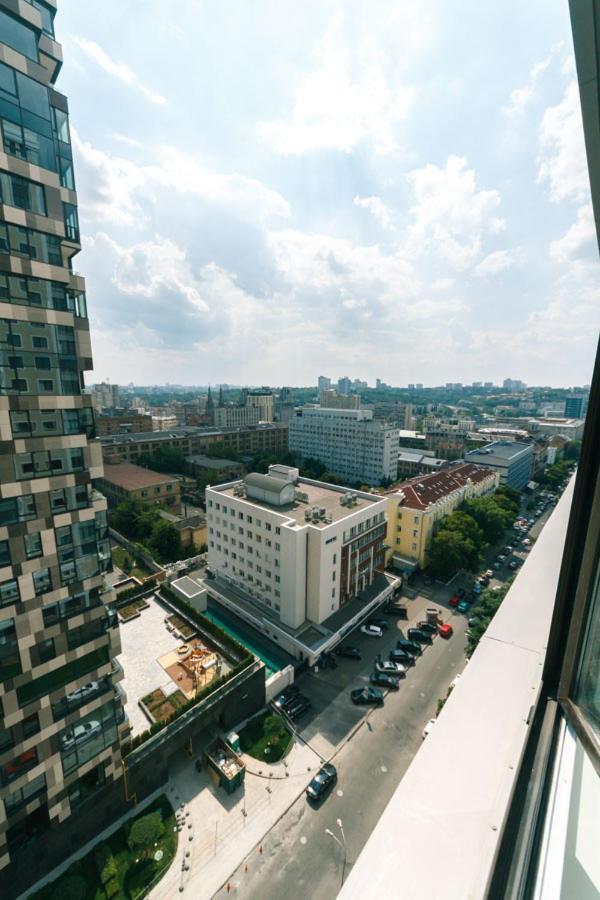 Квартира На Улице Деловая Kijów Zewnętrze zdjęcie